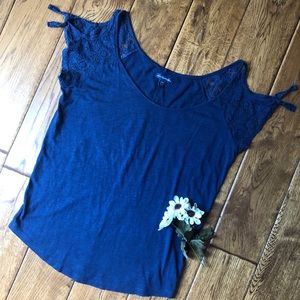 American Eagle Blue Top